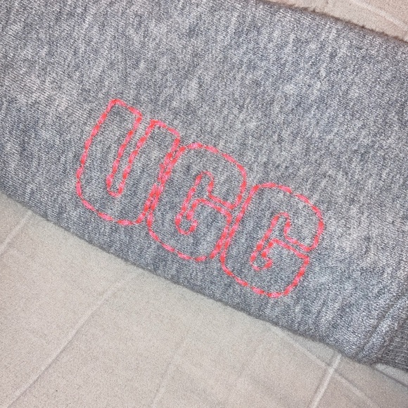 Ugg Denise Crewneck Sweatshirt - Picture 7 of 7